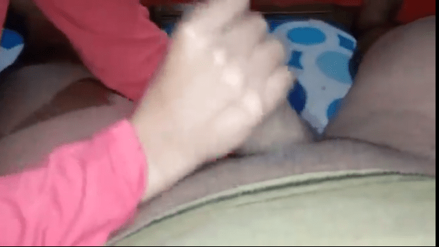 abg imut cantik suka permainan kasar di ranjang